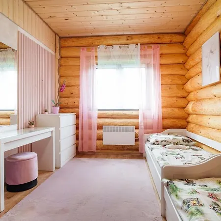 Zrub Polomka Nyaraló *